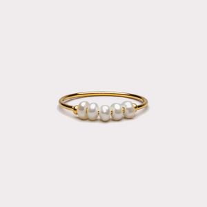 Mini Pearls Ring