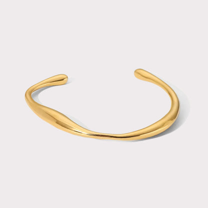 Bransoletka typu twisted bangle