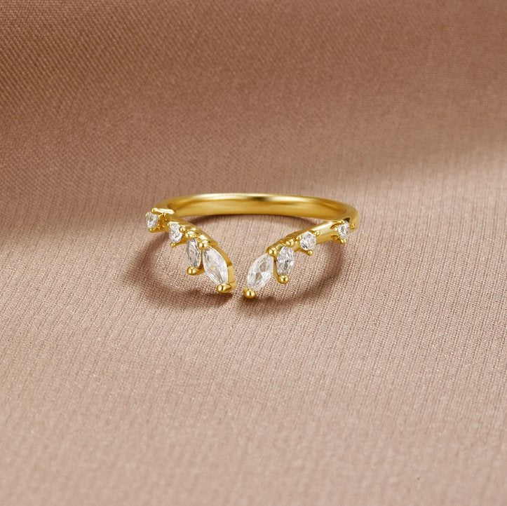 Olive Spark Adjustable Leaf Ring — gallery image 4
