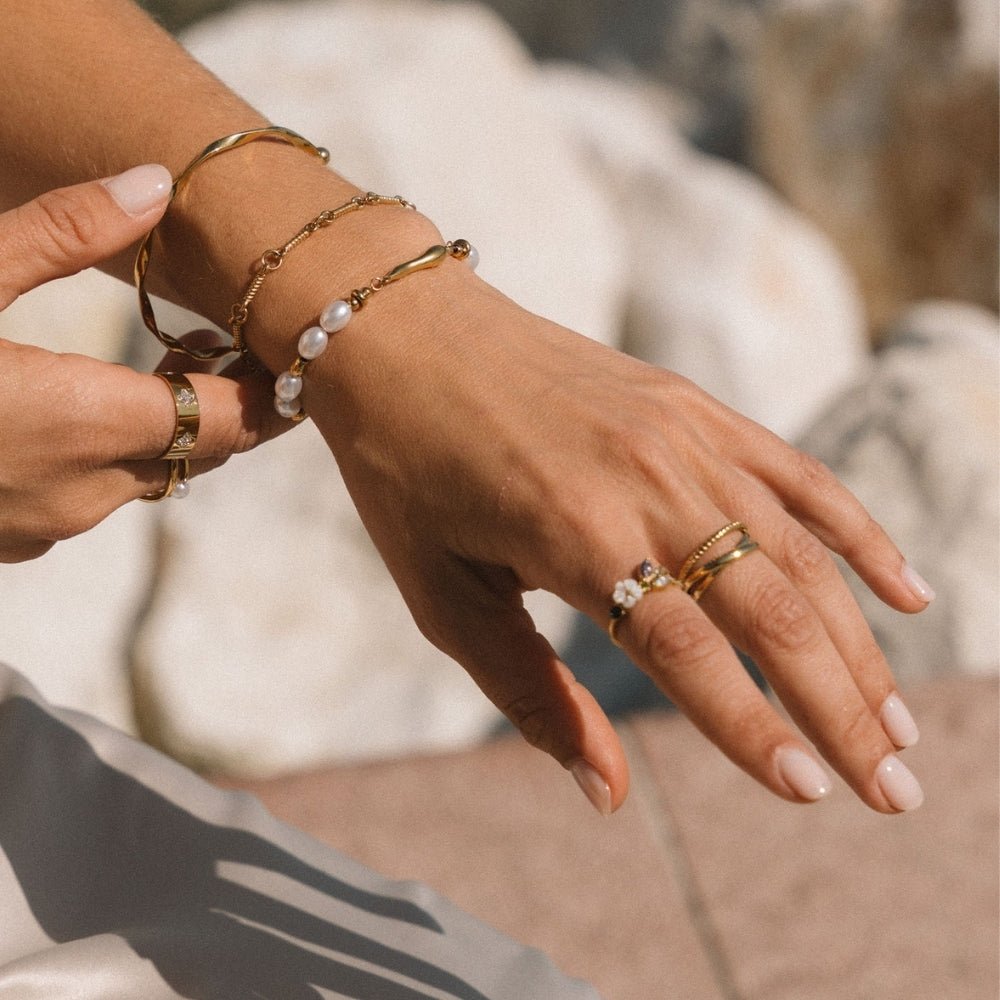 Twist & Gleam Crossed Ring — gallery image 3