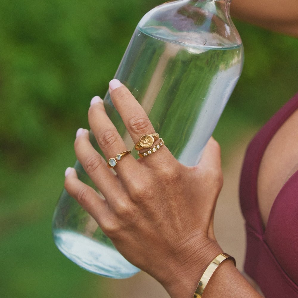 Golden Frame Crystal Band Ring — gallery image 6